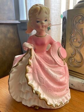 VTG 1950’s Ceramic Planter Velco Japan Figurine Girl Gone With the Wind Dress